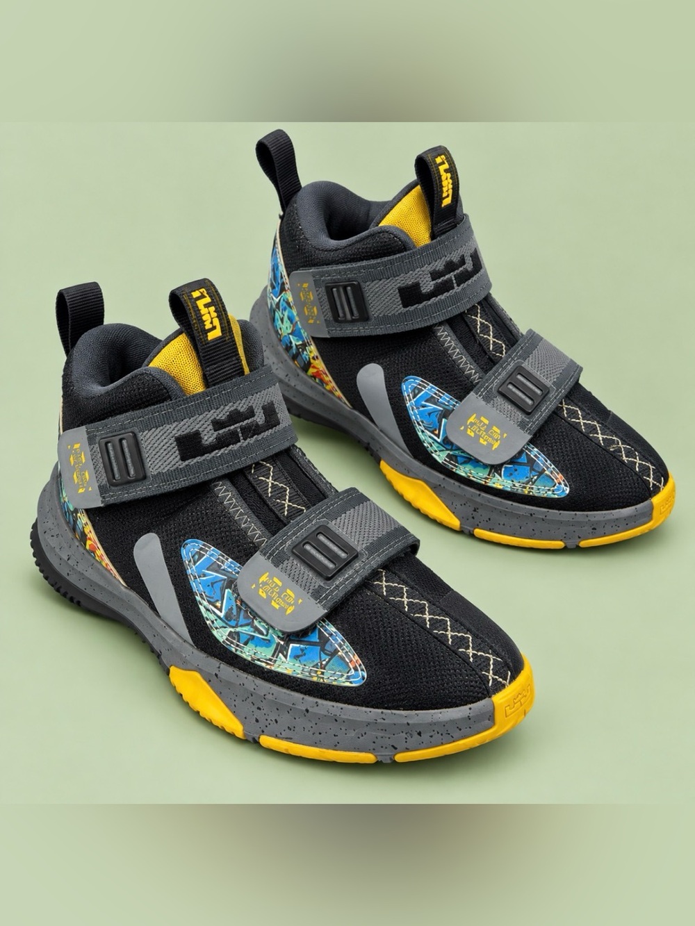 Nike LeBron Kids Basketball Shoes Black Yellow Size 1Y AR7566-070